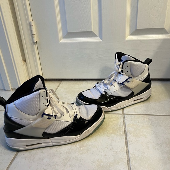 Jordan Flight 45 Concord - Picture 3 of 7